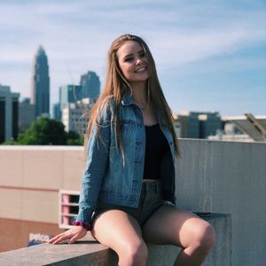 Meet your Posher, Hayley grace